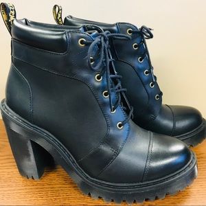 Dr. Martens Averil Boots Size 8
